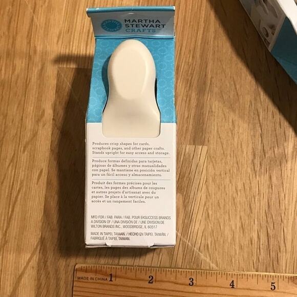 Martha Stewart OWL Punch - NEW IN BOX - Picture 3 of 3